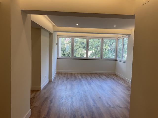 Apartamento T2 renovado no centro do Estoril 80m² Cascais e Estoril