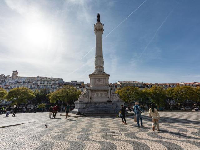 Apartamento T2 recuperado com elevador na histórica Baixa de Lisboa