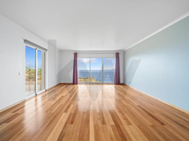 Apartamento T2 Reis Magos