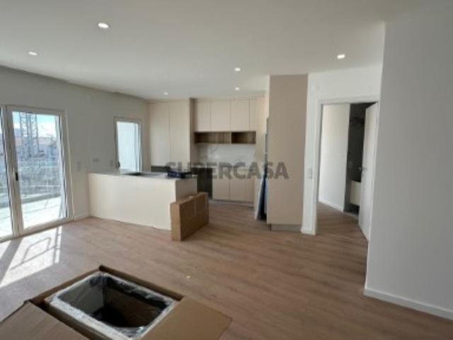 Apartamento T2 Santa Cruz