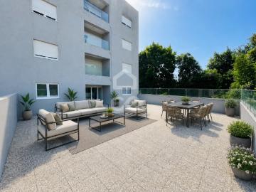 Apartamento T2 Semi Novo com Fantástico Terraço em Ribeirão!