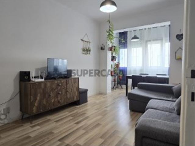 Apartamento T2 Sintra Mem Martins