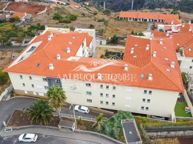 Apartamento T2 + Sótão, Transformado em T4