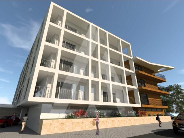 Apartamento T2+arrumos