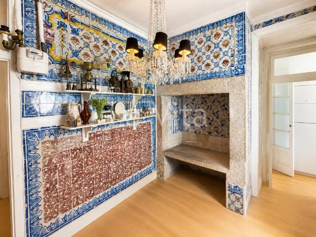 Apartamento T3+1 com vista para o rio na Estrela, Lisboa. 110m² Estrela
