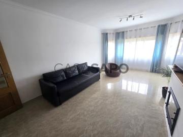 Apartamento T3+1 Duplex para alugar em Odivelas