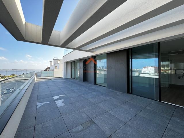 Apartamento T3+1 Duplex Praia da Costa Nova!