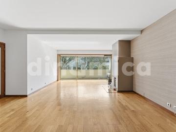 Apartamento T3+1 em Braga