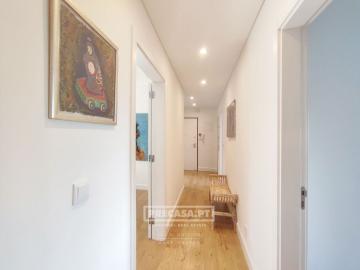 Apartamento T3+1 em Lisboa