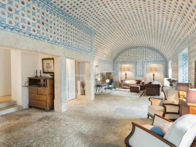 Apartamento T3+1 em Lisboa