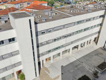 Apartamento T3+1 no centro de Vizela