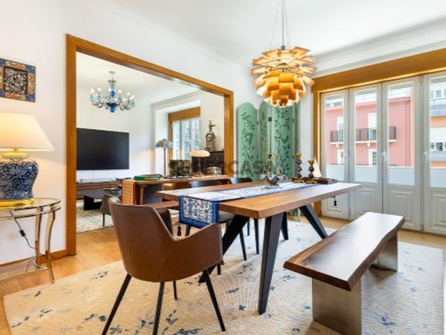 Apartamento T3+1 no Saldanha, Lisboa