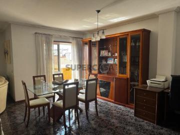 Apartamento T3+1 para venda em Estarreja Localização Central e Excelente Qualidade de Vida