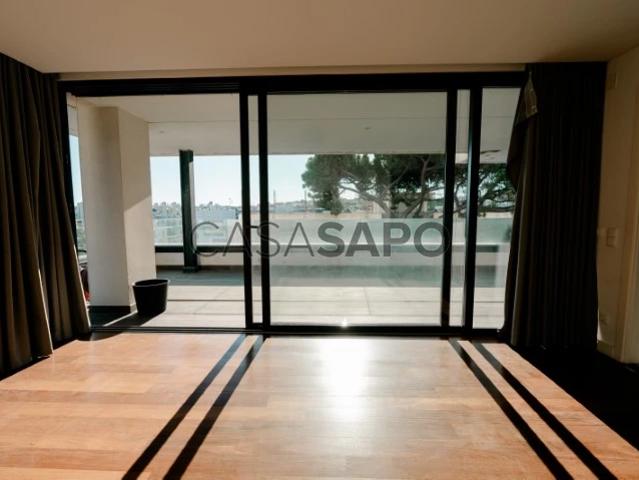 Apartamento T3+1 para alugar em Cascais