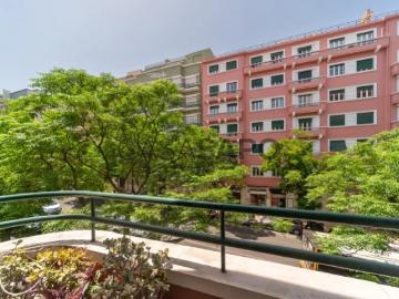Apartamento T3+1 para alugar em Lisboa
