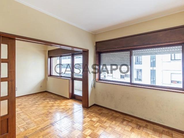 Apartamento T3+1 para alugar no Porto
