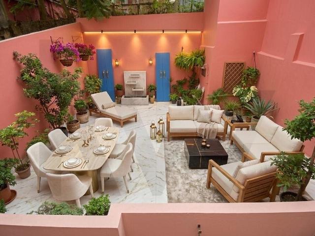 Apartamento T3+2 com terraço de 67m2 junto à Praça da Alegri. 118m² Santo António