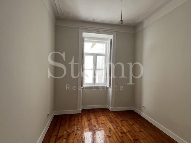 Apartamento T3+2 em Lisboa