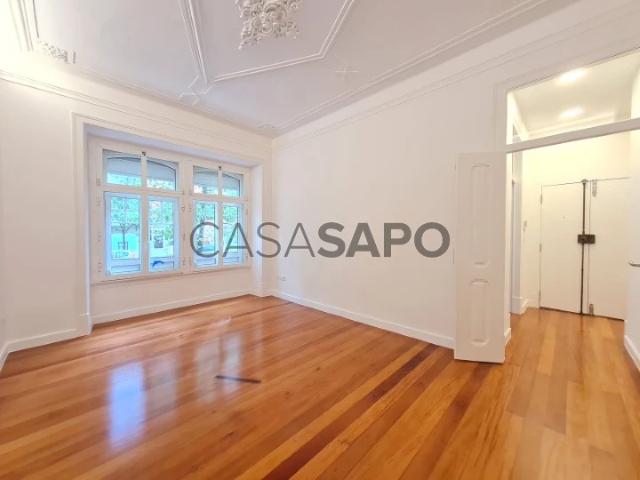 Apartamento T3+2 para alugar em Lisboa