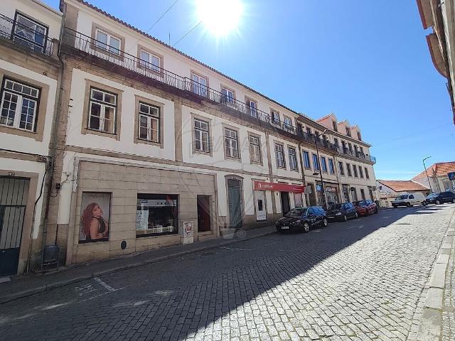 Apartamento T7 à venda em Covilhã e Canhoso, Covilhã RE/MAX Portugal