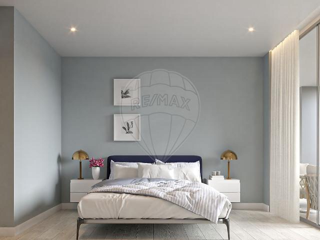 Apartamento T7 à venda em Faro Sé e São Pedro, Faro RE/MAX Portugal