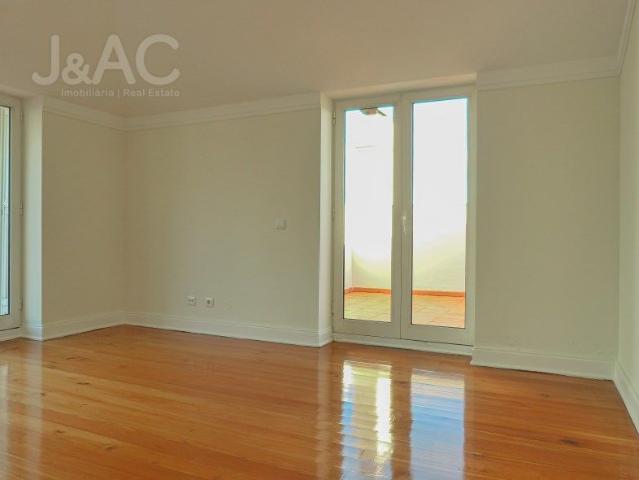 Apartamento T4+1 em Lisboa