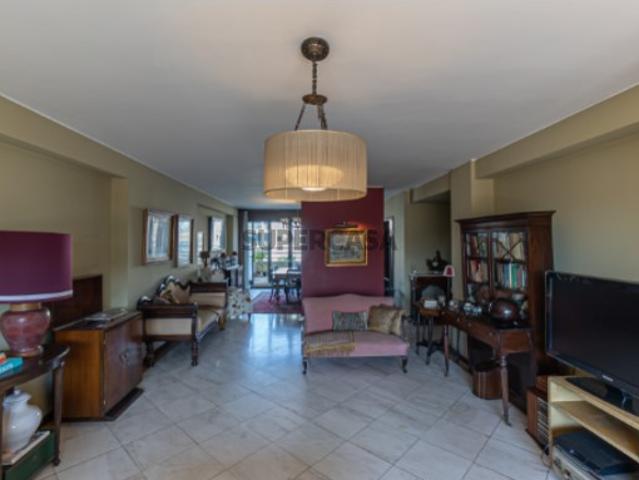 Apartamento T4+1 na Av.Boavista