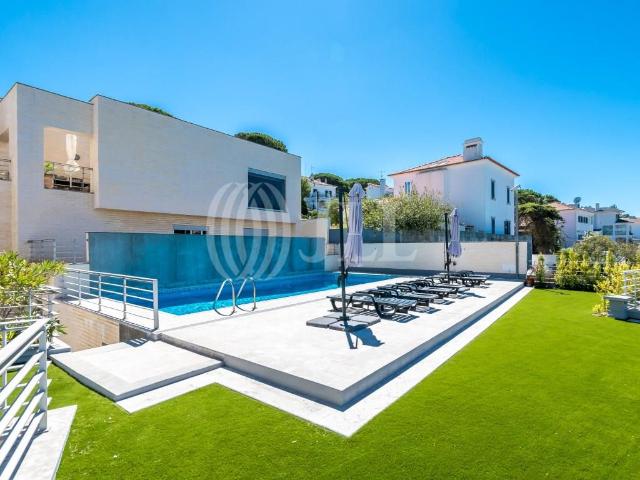Apartamento T4+1 vista mar no Estoril, Cascais 0m² Cascais e Estoril