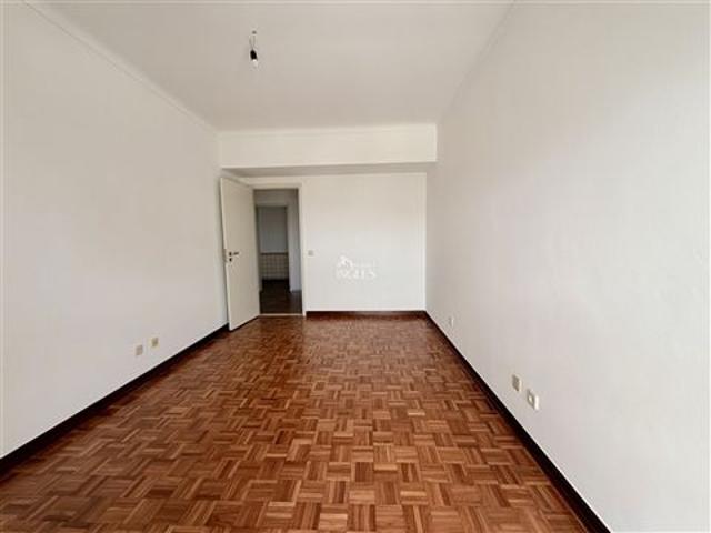 Apartamento T4