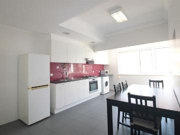 Apartamento T4