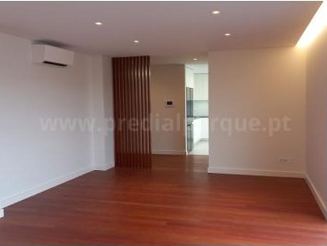 Apartamento T4