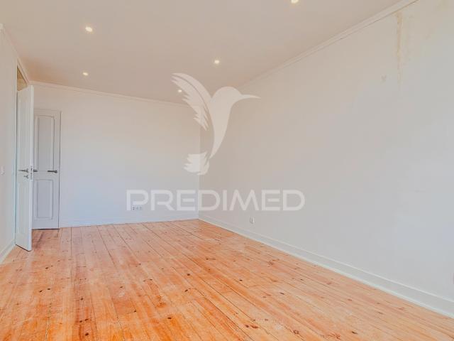Apartamento T4 +1 no Centro de Lisboa, Picoas