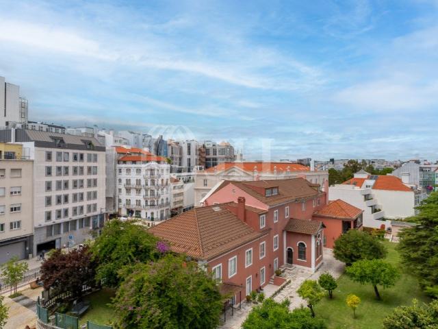 Apartamento T4 triplex, nas Avenidas Novas, em Lisboa 0m² Avenidas Novas