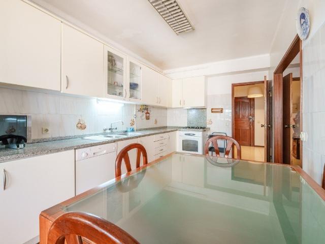 Apartamento T4 usado em Fátima com espaços verdes e excelent. 131m² Fátima
