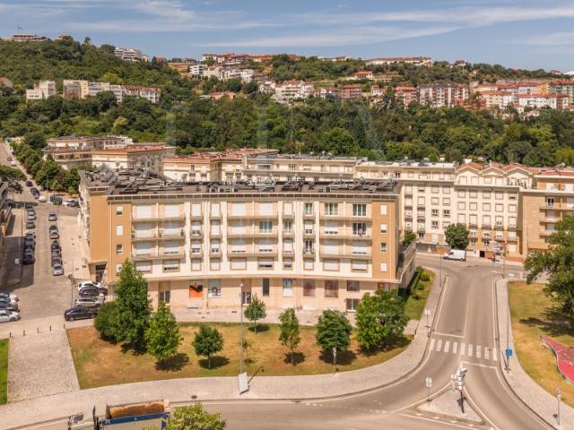 Apartamento T4 | Urbanização Quinta das Lágrimas, Coimbra