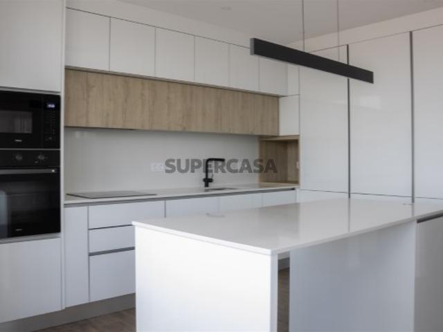 Apartamento T4 Venda em Viseu,Viseu