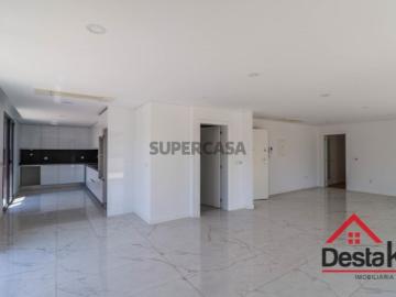 Apartamento T4+4 Venda em Viseu,Viseu
