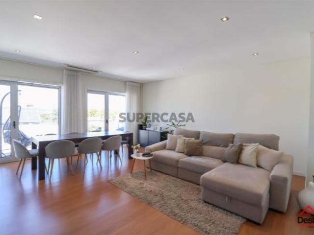 Apartamento T4 Venda em Viseu,Viseu