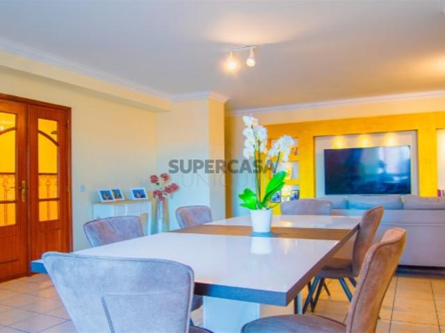 Apartamento T4 Venda em Oliveira do Bairro,Oliveira do Bairro