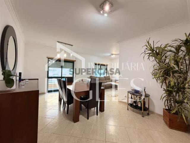 Apartamento T4 Venda em Santarém Marvila, Santa Iria da Ribeira de Santarém, Santarém São Salvador e Santarém São Nicolau,Santarém
