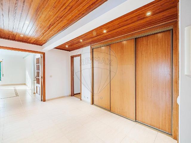 Apartamento T4 à venda em Mafra, Mafra RE/MAX Portugal