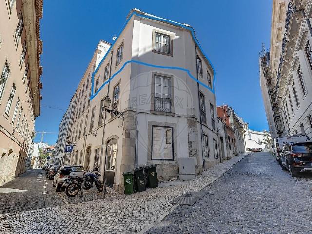 Apartamento T4 à venda em Misericórdia, Lisboa RE/MAX Portugal