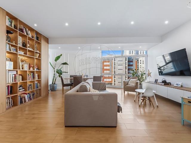 Apartamento T4 à venda em Olivais, Lisboa RE/MAX Portugal