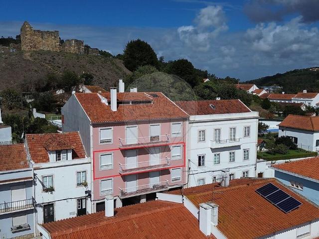 Apartamento T4 à venda em Alcobaça e Vestiaria, Alcobaça RE/MAX Portugal