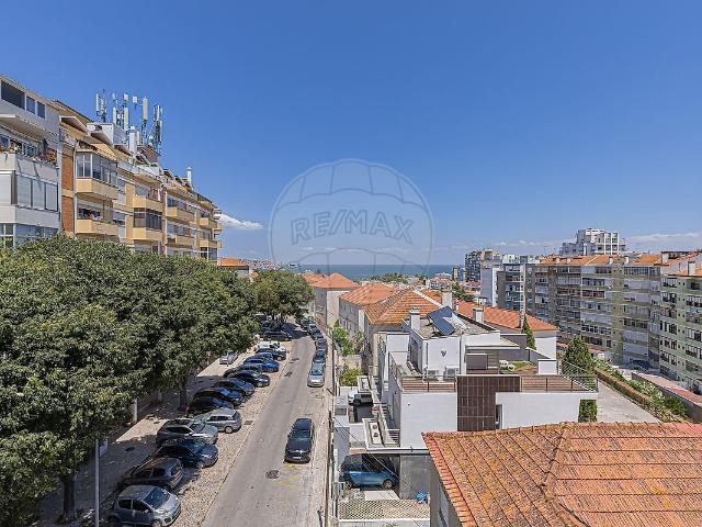 Apartamento T4 à venda em Almada, Cova da Piedade, Pragal e Cacilhas, Almada RE/MAX Portugal