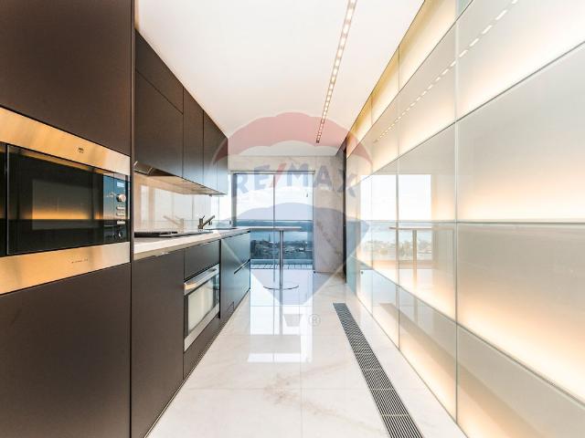Apartamento T4 à venda em Belém, Lisboa RE/MAX Portugal