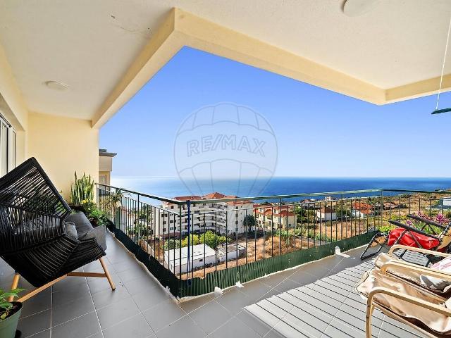 Apartamento T4 à venda em Caniço, Santa Cruz RE/MAX Portugal