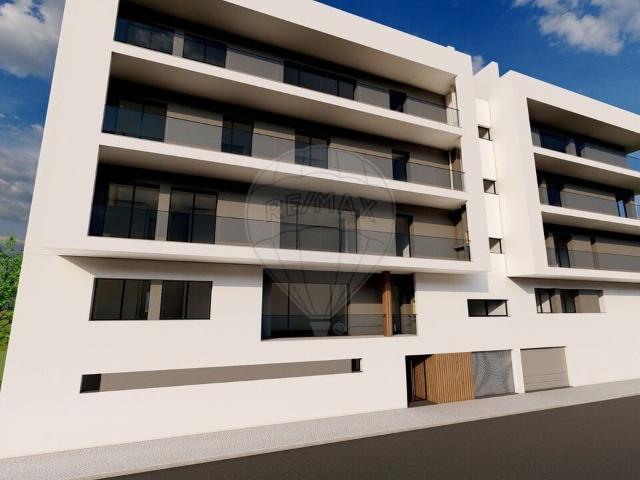 Apartamento T4 à venda em Condeixa a Nova