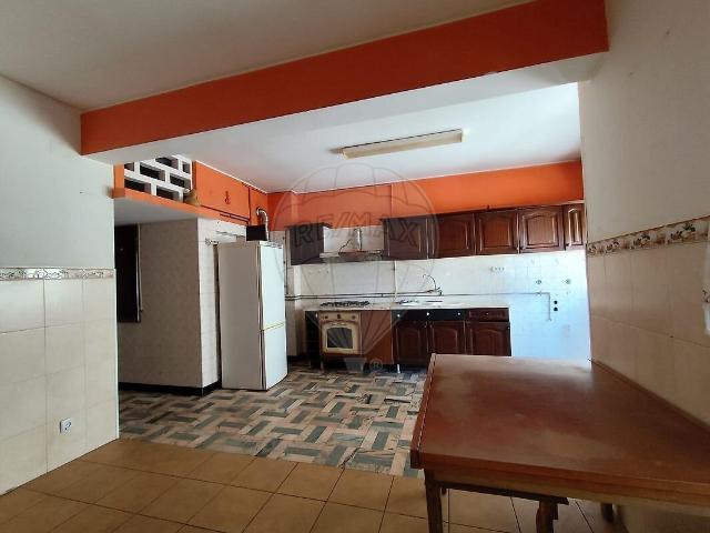 Apartamento T4 à venda em Covilhã e Canhoso, Covilhã RE/MAX Portugal
