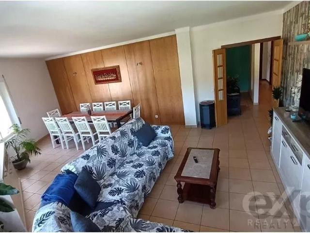 Apartamento T4 à venda em Estoi, Faro, Algarve, Portugal 116m² Conceição e Estói